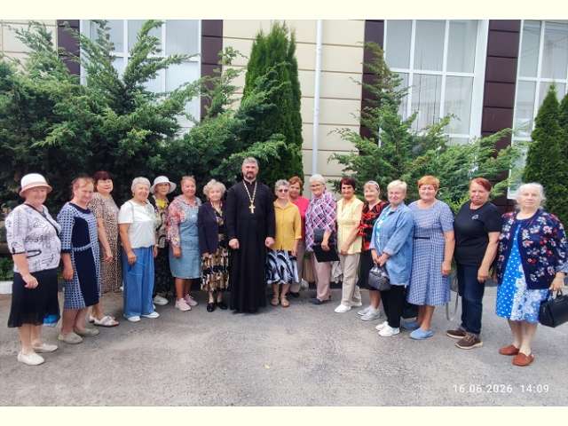 особенный гость – отец Павел